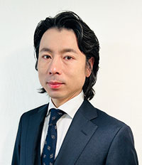 代表取締役社長 向田 知人